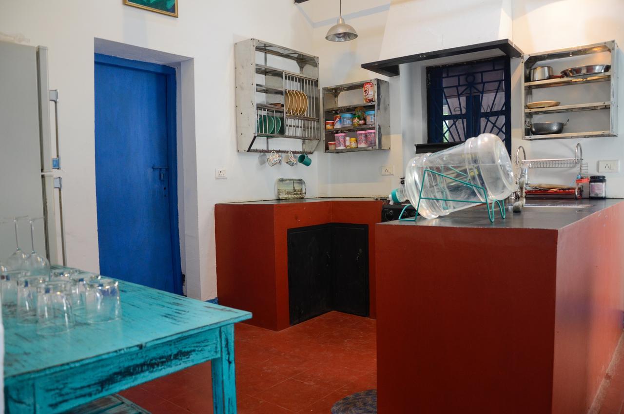 Woke Arpora Hostel Екстериор снимка